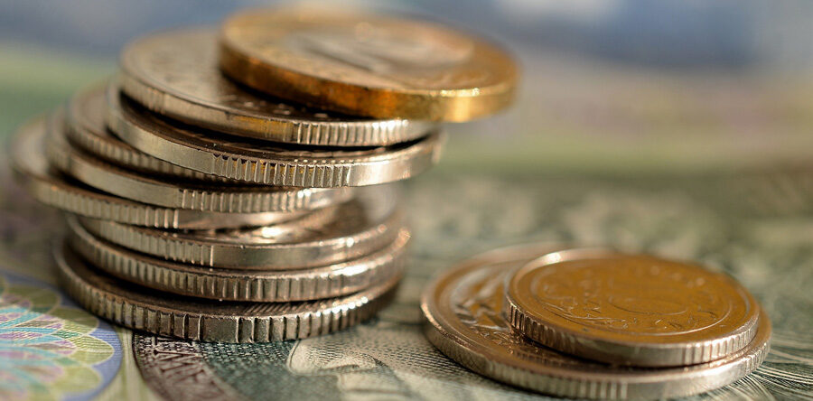 W czym położna jest gorsza od farmaceuty?